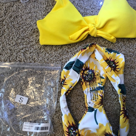 NWT! Yellow floral bikini w/ knot top - Picture 2 of 2
